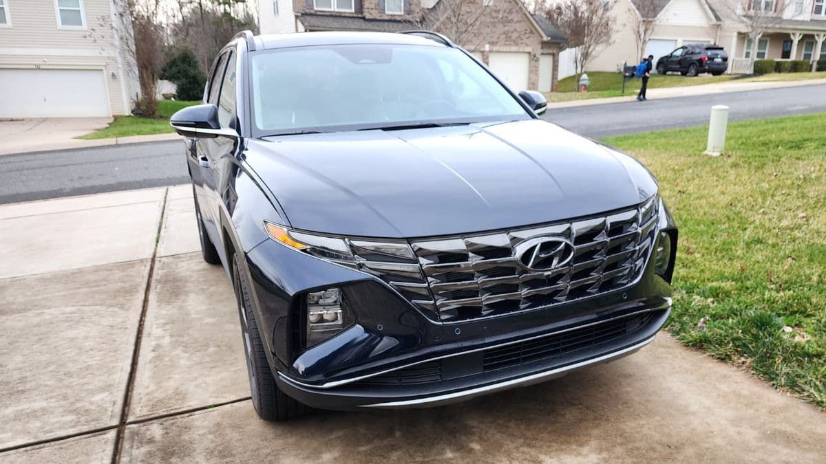 I Took the 2024 Hyundai Tucson Hybrid Limited for a Week A Blend of